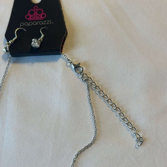 Elegant Blue and Silver Necklace - Picture 7 of 7